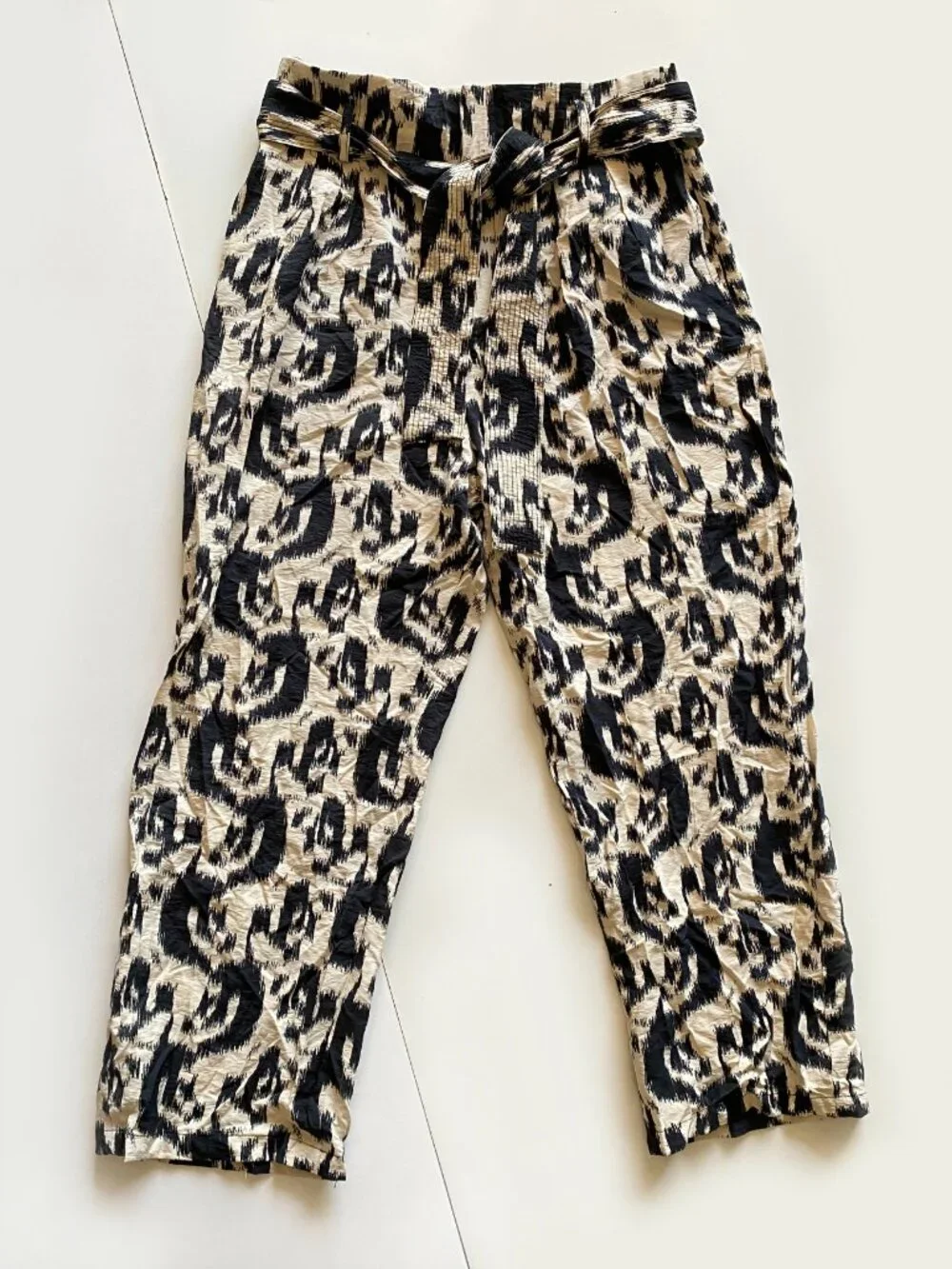 NWOT Zara Animal Print Paperbag Trousers Black Size L - Picture 8 of 10